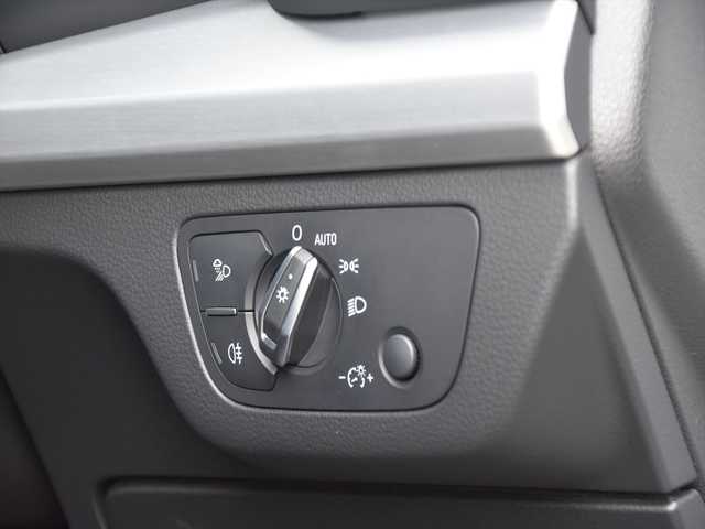 アウディ Ｑ５ 40TDIクワトロ エアサス 和歌山県 2019(令1)年 4.5万km グレイシアホワイトメタリック Sラインパッケージ/エアサス/オートテールゲート/ACC/ブラインドスポット/レーンキープアシスト/バーチャルコックピット/純正ナビ/360度カメラ/フルセグTV/ハーフレザー/パワーシート/シートヒーター/オートテールゲート/前後ドラレコ