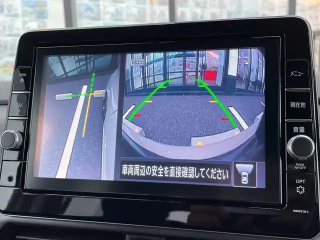 日産 ルークス ハイウェイスター X 千葉県 2022(令4)年 4.9万km フローズンバニラパール 純正9インチナビ/（CD/DVD/フルセグ/BT/FM/AM)/全周囲カメラ/エマージェンシーブレーキ/車線逸脱警報/両側パワースライドドア/横滑り防止装置/ドライブレコーダー/アイドリングストップ/LEDヘッドライト/フォグランプ/オートライト/ウィンカーミラー/電動格納ミラー/純正14インチAW/シートリフター/禁煙車/プッシュスタート/スマートキー/フロアマット/ドアバイザー