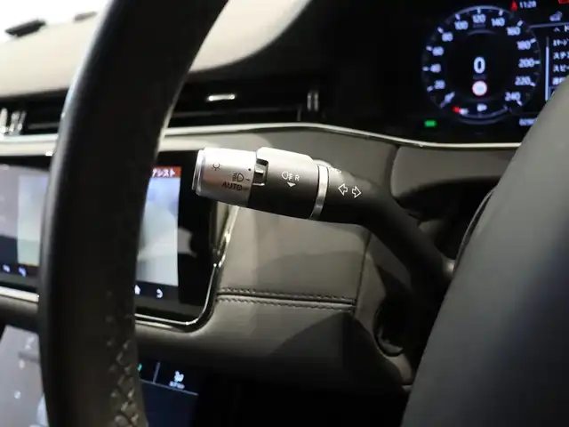 ランドローバー レンジローバーイヴォーク Rダイナミック SE 静岡県 2020(令2)年 2.9万km グレー 衝突軽減ブレーキ　/黒革　/クルーズコントロール　/３６０°カメラ　/ＬＥＤ　/ＭＥＲＩＤＡＮ　/バーチャルコックピット　/純正２０ＡＷ　/パワーシート／ヒーター／メモリ　/電動リアゲート　/純正ナビＴＶ