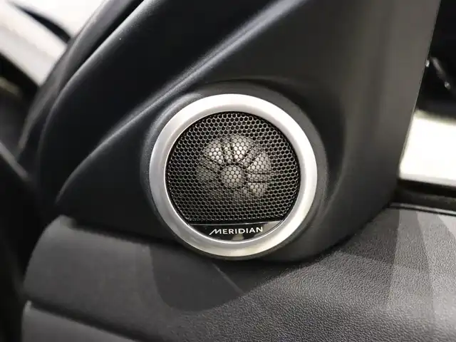 ランドローバー レンジローバーイヴォーク Rダイナミック SE 静岡県 2020(令2)年 2.9万km グレー 衝突軽減ブレーキ　/黒革　/クルーズコントロール　/３６０°カメラ　/ＬＥＤ　/ＭＥＲＩＤＡＮ　/バーチャルコックピット　/純正２０ＡＷ　/パワーシート／ヒーター／メモリ　/電動リアゲート　/純正ナビＴＶ