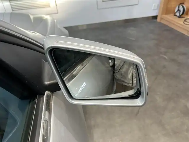 メルセデス・ベンツ Ｃ２００ ブルーエフィシェンシーW AVG 大阪府 2012(平24)年 3.3万km イリジウムシルバー 純正ナビ/TV/バックカメラ/純正17インチAW/HIDヘッドライト/クルコン/クリアランスソナー/パドルシフト/ハーフレザー/メモリ付きパワーシート/ルーフレール