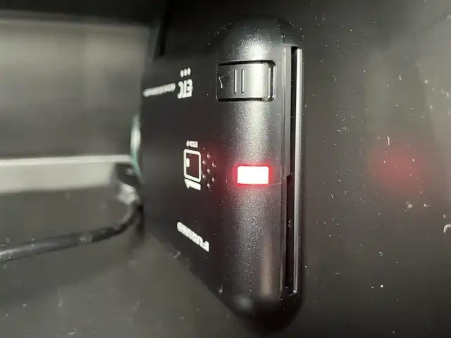 スズキ ハスラー Jスタイル ターボ 滋賀県 2023(令5)年 0.8万km デニムブルー ガンメタリック 2トーン 社外ディスプレイオーディオ/（Bluetooth/CD/DVD/USB）/追従クルーズコントロール/バックカメラ/シートヒーター/ルーフレール/コーナーセンサー/LEDヘッドライト/オートライト/オートハイビーム/純正１５AW/スマートキー/ETC