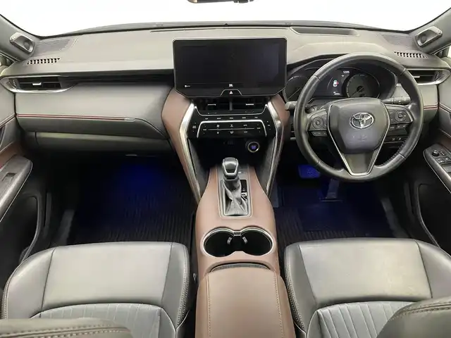 トヨタ ハリアー Z 兵庫県 2020(令2)年 6.8万km ホワイトパールクリスタルシャイン 純正コネクトナビ/フルセグ BT USB AUX/パノラミックビューモニター/JBLプレミアムサウンド/レーダークルーズコントロール/プリクラッシュセーフティー/LKA/BSM/RCTA/PKSB/RSA/クリアランスソナー/HUD/ビルトインETC2.0/パワーバックドア/デジタルインナーミラー/LEDヘッドライト/LEDフォグライト/オートライト/オートハイビーム/ハーフレザーシート/パワーシート/スマートキー