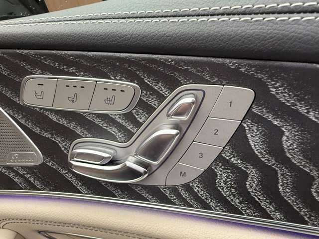 メルセデス・ベンツ ＣＬＳ２２０ｄ スポーツ エクスクルーシブPKG 千葉県 2019(令1)年 4.8万km カバンサイトブルー 白革シート　/ガラスＳＲ　/ＡＣＣ　/ＨＵＤ　/Ｂｕｒｍｅｓｔｅｒサウンド　/ナビ　/ＴＶ　/３６０°Ｂｌｕｅｔｏｏｔｈ接続　/ＣａｒＰｌａｙ　/シートＨ　/ベンチレーション　/電動トランク　/アンビエントライト　/ＲＳＰ