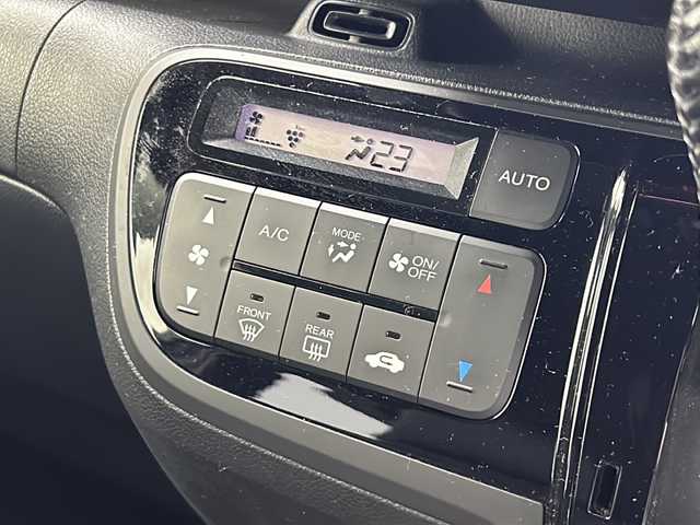 ホンダ Ｎ ＢＯＸ スラッシュ X 大阪府 2014(平26)年 5.9万km ポリッシュドメタルメタリック 純正ナビ/・フルセグTV/・Bluetooth/・USB接続/・SDサーバー/サウンドマッピングシステム/モード切替えステアリング/ステアリングヒーター/前席シートヒーター/低速域衝突軽減サポート/置く充電/オートリトラミラー/シートカバー装着/後席チップアップシート/フルフラットシート/純正アルミホイール