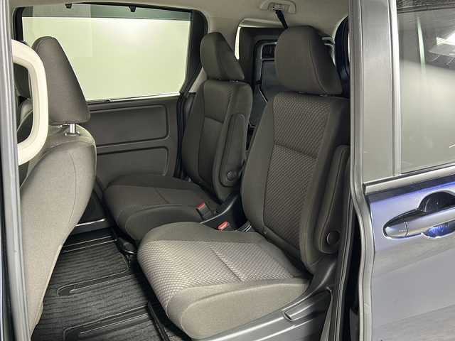 ホンダ フリード ハイブリット G ホンダセンシング 広島県 2021(令3)年 6.4万km ミッドナイトブルービームM 禁煙車/ホンダセンシング/・衝突軽減ブレーキ/・追従式クルーズコントロール/・LKAS/コーナーセンサー/純正9型ナビ（VXM-217VFNi)/・フルセグ/CD/DVD/Bluetooth/SD/REC//HDMI/USB/バックカメラ/両側パワースライドドア/オートリトラミラー/LEDヘッドライト＋アクティブコーナリングライト/Cパッケージ/・ロールサンシェード/・シートヒーター/・コンフォートビューパッケージ/・プラズマクラスターエアコン/前後ドライブレコーダー（ユピテル）/ETC/純正ドアバイザー/社外17インチアルミホイール