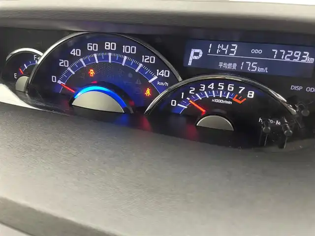 ダイハツ タント カスタム X SAⅡ 富山県 2015(平27)年 7.8万km パールホワイトⅢ 福祉車両/社外SDナビ(CN-HE01D)/(AM/FM/CD/DVD/BT/ipod)/フルセグTV/バックカメラ/衝突軽減システム/クリアランスソナー/レーンキープアシスト/盗難防止装置/横滑り防止装置/両側パワースライドドア/ドライブレコーダー前方/ETC/社外AW付き冬タイヤ4本車載/フロアマット純正/ベンチシート/ドアバイザー/オートライト/フォグランプ/LEDライト/スマートキー×2/取扱説明書/保証書