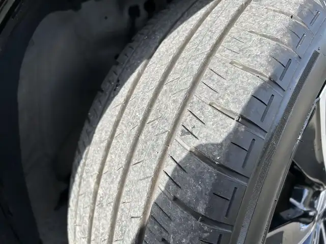 ホンダ ヴェゼル ハイブリッド e:HEV Z 宮城県 2024(令6)年 3.8万km プラチナホワイトパール Honda CONNECTディスプレー（9インチ）/・Bluetooth/・フルセグTV/・バックカメラ/＋ETC2.0車載器/＋ワイヤレス充電器/後退出庫サポート/＝＝＝/ワンオーナー/ホンダセンシング/・衝突軽減ブレーキ/・誤発進抑制機能/・後方誤発進抑制機能/・近距離衝突軽減ブレーキ/・歩行者事故低減ステアリング/・路外逸脱抑制機能/・渋滞追従機能付アダプティブクルーズコントロール/・車線維持支援システム/・先行車発進お知らせ機能/・標識認識機能/・オートハイビーム/・パーキングセンサーシステム/ブラインドスポットインフォメーション/ハンズフリーパワーバックドア/ハーフレザーシート/シートヒーター/ステアリングヒーター/革巻きステアリング/ステアリングスイッチ/パドルシフト/LEDヘッドランプ/LEDアクティブコーナリングライト/シーケンシャルターンランプ/オートライト/電動パーキングブレーキ/ブレーキホールド/スマートキー＆プッシュスタート/純正18インチAW