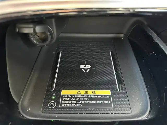 ホンダ ヴェゼル ハイブリッド e:HEV Z 宮城県 2024(令6)年 3.8万km プラチナホワイトパール Honda CONNECTディスプレー（9インチ）/・Bluetooth/・フルセグTV/・バックカメラ/＋ETC2.0車載器/＋ワイヤレス充電器/後退出庫サポート/＝＝＝/ワンオーナー/ホンダセンシング/・衝突軽減ブレーキ/・誤発進抑制機能/・後方誤発進抑制機能/・近距離衝突軽減ブレーキ/・歩行者事故低減ステアリング/・路外逸脱抑制機能/・渋滞追従機能付アダプティブクルーズコントロール/・車線維持支援システム/・先行車発進お知らせ機能/・標識認識機能/・オートハイビーム/・パーキングセンサーシステム/ブラインドスポットインフォメーション/ハンズフリーパワーバックドア/ハーフレザーシート/シートヒーター/ステアリングヒーター/革巻きステアリング/ステアリングスイッチ/パドルシフト/LEDヘッドランプ/LEDアクティブコーナリングライト/シーケンシャルターンランプ/オートライト/電動パーキングブレーキ/ブレーキホールド/スマートキー＆プッシュスタート/純正18インチAW