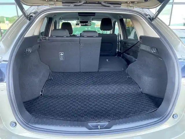 マツダ ＣＸ－５ 20S プロアクティブ 香川県 2023(令5)年 2.4万km ジルコンサンドメタリック 純正12.3型ディスプレイオーディオ/３６０度ビューモニター/バックカメラ/パワーシート/シートヒーター/革巻きステアリング/ステアリングヒーター/ステアリングリモコン/レーダークルーズコントロール/LEDヘッドライト/パワーバックドア/BSM/HUD/スマートキー/プッシュスタート