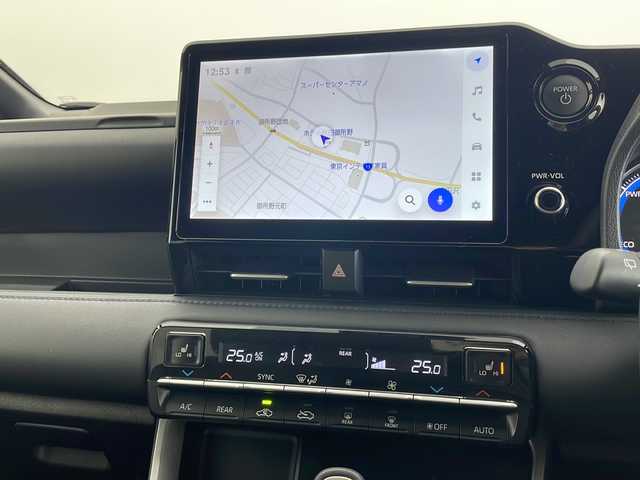 トヨタ ヴォクシー ハイブリッド S－Z 秋田県 2023(令5)年 2.4万km ホワイトパールクリスタルシャイン 4WD/寒冷地仕様/トヨタチームメイト/純正10.5インチナビ/　　CD/DVD/BT/フルセグ/パノラミックビューモニター/フリップダウンモニター/両側パワースライドドア/LEDオートライト/レーダークルーズコントロール/AC100V/シートヒーター/革巻きステアリング/ステアリングスイッチ/クリアランスソナー/純正フロアマット/スマートキー/ETC