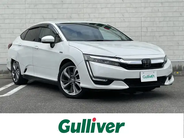 ホンダ クラリティ ＰＨＥＶ EX 宮崎県 2018(平30)年 5.3万km パール 純正ナビ/・フルセグTV・Bluetooth・AM・FM/バックカメラ・サイドカメラ/ビルトインETC/ホンダセンシング/レーダークルーズコントロール/パドルシフト/レーンキープアシスト/LEDヘッドライト/D/N席パワーシート/D席メモリーシート/D/N席シートヒーター/純正フロアマット/純正18インチアルミホイール