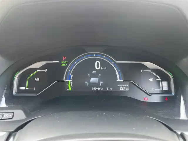 ホンダ クラリティ ＰＨＥＶ EX 宮崎県 2018(平30)年 5.3万km パール 純正ナビ/・フルセグTV・Bluetooth・AM・FM/バックカメラ・サイドカメラ/ビルトインETC/ホンダセンシング/レーダークルーズコントロール/パドルシフト/レーンキープアシスト/LEDヘッドライト/D/N席パワーシート/D席メモリーシート/D/N席シートヒーター/純正フロアマット/純正18インチアルミホイール