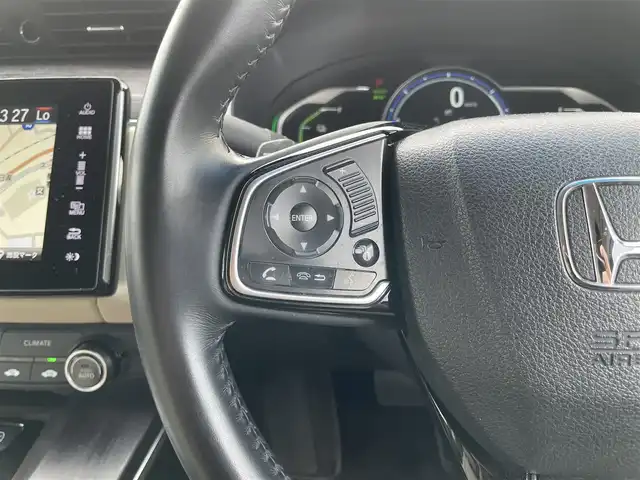 ホンダ クラリティ ＰＨＥＶ EX 宮崎県 2018(平30)年 5.3万km パール 純正ナビ/・フルセグTV・Bluetooth・AM・FM/バックカメラ・サイドカメラ/ビルトインETC/ホンダセンシング/レーダークルーズコントロール/パドルシフト/レーンキープアシスト/LEDヘッドライト/D/N席パワーシート/D席メモリーシート/D/N席シートヒーター/純正フロアマット/純正18インチアルミホイール