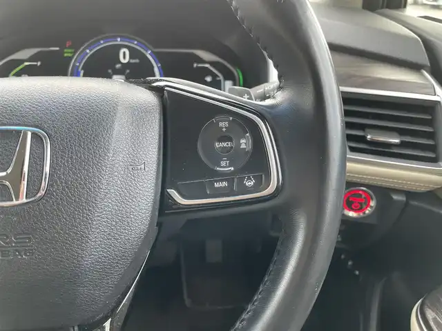 ホンダ クラリティ ＰＨＥＶ EX 宮崎県 2018(平30)年 5.3万km パール 純正ナビ/・フルセグTV・Bluetooth・AM・FM/バックカメラ・サイドカメラ/ビルトインETC/ホンダセンシング/レーダークルーズコントロール/パドルシフト/レーンキープアシスト/LEDヘッドライト/D/N席パワーシート/D席メモリーシート/D/N席シートヒーター/純正フロアマット/純正18インチアルミホイール