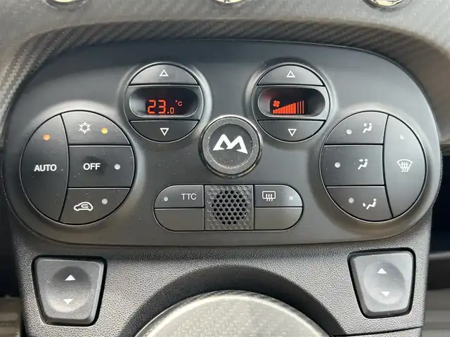 アバルト ６９５ エディツィオーネ マセラティ 新潟県 2013(平25)年 6万km パープル JBL/社外ナビ/(AM/FM/CD/DVD/BT/フルセグ)/バックカメラ/ETC/パドルシフト/レーダー探知機(GWR83sda)/レザーシート/革巻きステアリング/ステアリングスイッチ/HIDヘッドライト/フォグランプ/リモコンキー/オープン可能/幌をブラックに塗装/カラーコード：１４２/カラー名：ポンテヴェッキオボルドー