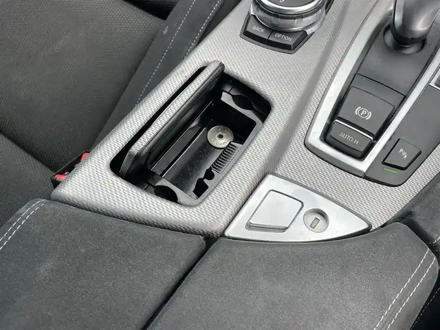 ＢＭＷ ５２３ｄ Mスポーツ 千葉県 2015(平27)年 9.9万km アルピンホワイトⅢ ユーザー買取車両/純正ナビ/・BT/DVD/CD/USB/バックカメラ/クリアランスソナー/ステアリングスイッチ/パドルシフト/ETC2.0/HIDヘッドライト/オートライト/フォグライト/バックフォグ/スマートキー/プッシュスタート/電動パーキングブレーキ