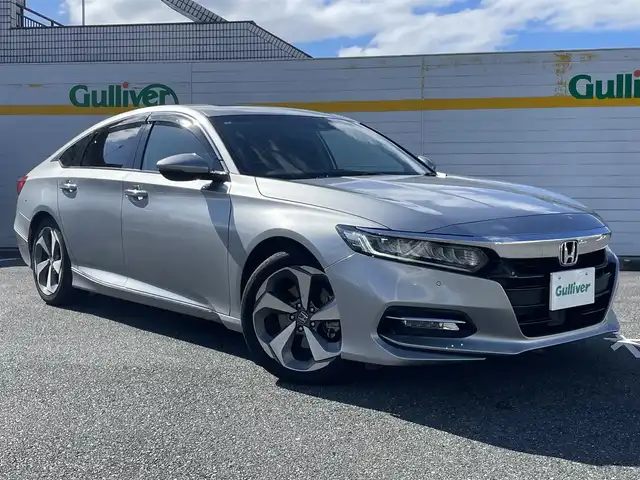ホンダ アコード EX 埼玉県 2021(令3)年 4.8万km ルナシルバーM ・純正ナビ/・サンルーフ/・レザーシート（黒）/・レーダークルーズ/・パドルシフト/・バックカメラ/・ドラレコ/・コーナーセンサー/・シートヒーター/・シートメモリ/・バックカメラ