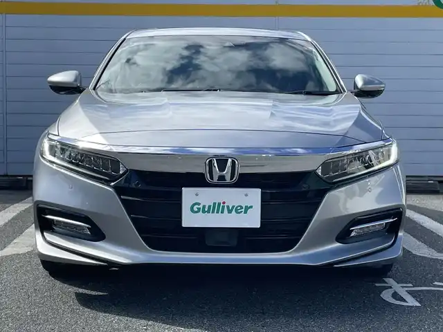 ホンダ アコード EX 埼玉県 2021(令3)年 4.8万km ルナシルバーM ・純正ナビ/・サンルーフ/・レザーシート（黒）/・レーダークルーズ/・パドルシフト/・バックカメラ/・ドラレコ/・コーナーセンサー/・シートヒーター/・シートメモリ/・バックカメラ