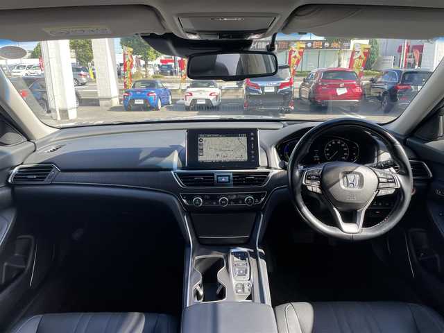 ホンダ アコード EX 埼玉県 2021(令3)年 4.8万km ルナシルバーM 純正ナビ/USB接続/ワイアレス充電/ACC（レーダークルコン）/HUD/レザーシート/サンルーフ/バックカメラ/ETC/パワーシート/スペアキーあり