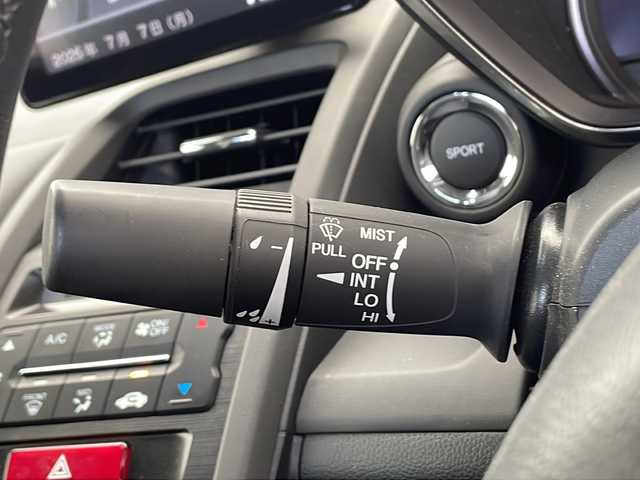 ホンダ Ｓ６６０ α 千葉県 2022(令4)年 3万km アラバスターシルバーメタリック 衝突軽減ブレーキ/純正ディスプレイオーディオ/（フルセグ/Bluetooth/USB/HDMI/FM/AM）/バックカメラ/ETC/ドライブレコーダー（前後）/ハーフレザーシート/シートヒーター（運転席＋助手席）/スマートキー/プッシュスタート/ハロゲンヘッドライト/純正フロアマット/W＋サイド＋カーテンエアバッグ