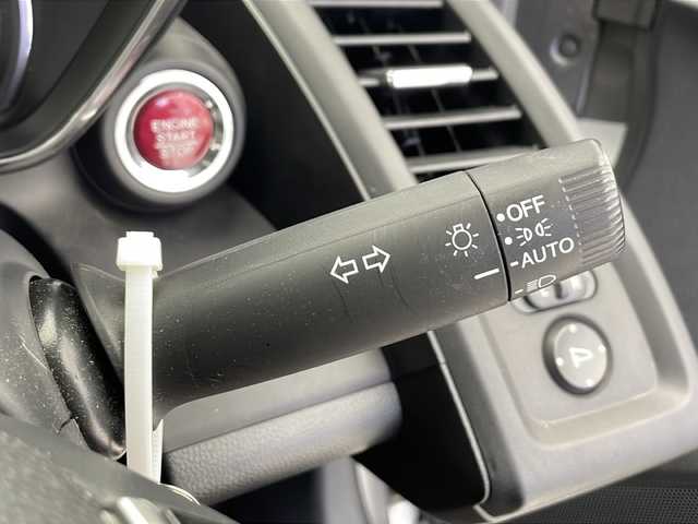 ホンダ Ｓ６６０ α 千葉県 2022(令4)年 3万km アラバスターシルバーメタリック 衝突軽減ブレーキ/純正ディスプレイオーディオ/（フルセグ/Bluetooth/USB/HDMI/FM/AM）/バックカメラ/ETC/ドライブレコーダー（前後）/ハーフレザーシート/シートヒーター（運転席＋助手席）/スマートキー/プッシュスタート/ハロゲンヘッドライト/純正フロアマット/W＋サイド＋カーテンエアバッグ