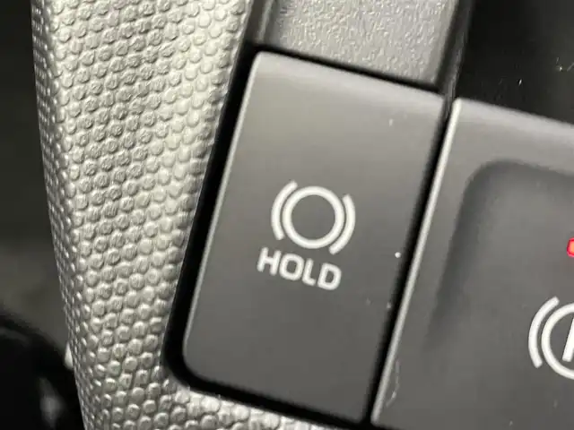 ダイハツ タフト G ダーククロムベンチャー 群馬県 2025(令7)年 0.1千km クロムグレーメタリック 届出済未使用車/登録時走行9km/ガラスルーフ/シートヒーター前席/アイドリングストップ/スマートアシスト/衝突警報機能/衝突回避支援ブレーキ機能/ブレーキ制御付誤発進抑制機能/車線逸脱警報機能/路外逸脱警報機能/ふらつき警報/先行車発進お知らせ機能/標識認識機能/全車速追従機能付オートクルーズコントロール/レーンキープコントロール/オートハイビーム/アダプティブドライビングビーム/電動パーキングブレーキ/オートブレーキホールド/LEDヘッドライト/フォグライト