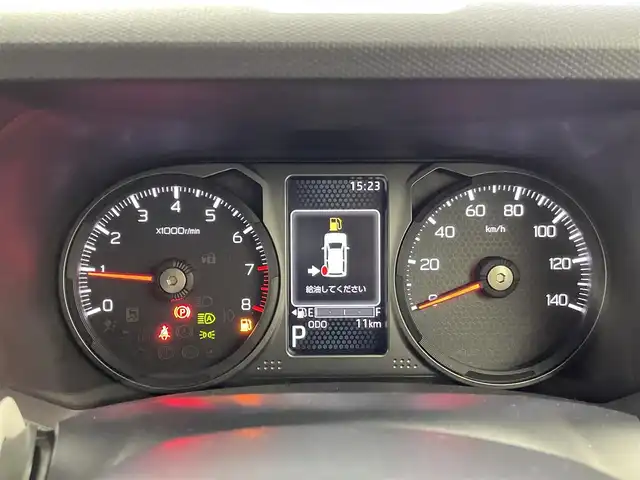 ダイハツ タフト G ダーククロムベンチャー 群馬県 2025(令7)年 0.1千km クロムグレーメタリック 届出済未使用車/登録時走行9km/ガラスルーフ/シートヒーター前席/アイドリングストップ/スマートアシスト/衝突警報機能/衝突回避支援ブレーキ機能/ブレーキ制御付誤発進抑制機能/車線逸脱警報機能/路外逸脱警報機能/ふらつき警報/先行車発進お知らせ機能/標識認識機能/全車速追従機能付オートクルーズコントロール/レーンキープコントロール/オートハイビーム/アダプティブドライビングビーム/電動パーキングブレーキ/オートブレーキホールド/LEDヘッドライト/フォグライト