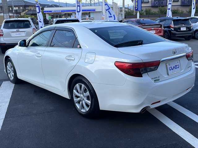 トヨタ マークＸ 250G Fパッケージ 長野県 2015(平27)年 5万km ホワイトパールクリスタルシャイン (株)IDOMが運営する【じしゃロン長野店】の自社ローン専用車両になります/こちらは現金またはオートローンご利用時の価格です。自社ローンご希望の方は別途その旨お申付け下さい./社外ナビ/ビルトインETC/ドライブレコーダー/社外フロアマット/MT付モードAT