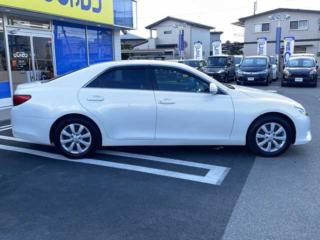 トヨタ マークＸ 250G Fパッケージ 長野県 2015(平27)年 5万km ホワイトパールクリスタルシャイン (株)IDOMが運営する【じしゃロン長野店】の自社ローン専用車両になります/こちらは現金またはオートローンご利用時の価格です。自社ローンご希望の方は別途その旨お申付け下さい./社外ナビ/ビルトインETC/ドライブレコーダー/社外フロアマット/MT付モードAT
