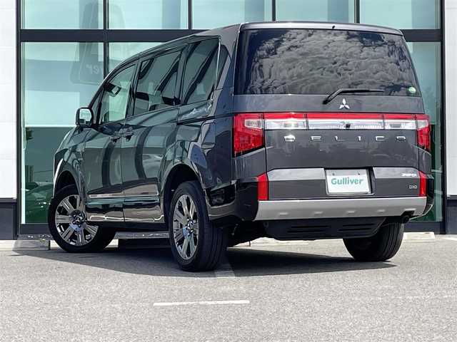 三菱 デリカＤ：５ ジャスパー 和歌山県 2021(令3)年 6.3万km アイガーグレーM/ダイヤモンドブラックマイカ 1オーナー/特別仕様車　/ジャスパー/社外ナビ /BT /フルセグ/ラジオ/USB/全方位カメラ/バックカメラ/ETC/両側パワースライドドア/e‐Assist/衝突被害軽減ブレーキシステム「FCM」/車線逸脱警報システム「LDW」/レーダークルーズコントロールシステム「ACC」/オートマチックハイビーム「AHB」/革巻きステアリング/パドルシフト/前後ドライブレコーダー/オートライト/社外フロアマット/純正アルミホイール/2列目チップアップシート/ハーフレザーシート/スマートキー×2/新車時保証書/取扱説明書