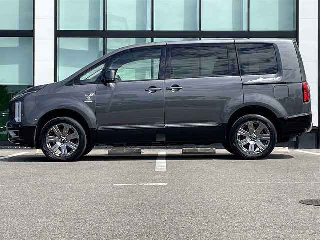 三菱 デリカＤ：５ ジャスパー 和歌山県 2021(令3)年 6.3万km アイガーグレーM/ダイヤモンドブラックマイカ 1オーナー/特別仕様車　/ジャスパー/社外ナビ /BT /フルセグ/ラジオ/USB/全方位カメラ/バックカメラ/ETC/両側パワースライドドア/e‐Assist/衝突被害軽減ブレーキシステム「FCM」/車線逸脱警報システム「LDW」/レーダークルーズコントロールシステム「ACC」/オートマチックハイビーム「AHB」/革巻きステアリング/パドルシフト/前後ドライブレコーダー/オートライト/社外フロアマット/純正アルミホイール/2列目チップアップシート/ハーフレザーシート/スマートキー×2/新車時保証書/取扱説明書