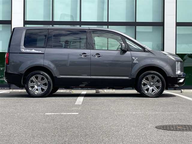 三菱 デリカＤ：５ ジャスパー 和歌山県 2021(令3)年 6.3万km アイガーグレーM/ダイヤモンドブラックマイカ 1オーナー/特別仕様車　/ジャスパー/社外ナビ /BT /フルセグ/ラジオ/USB/全方位カメラ/バックカメラ/ETC/両側パワースライドドア/e‐Assist/衝突被害軽減ブレーキシステム「FCM」/車線逸脱警報システム「LDW」/レーダークルーズコントロールシステム「ACC」/オートマチックハイビーム「AHB」/革巻きステアリング/パドルシフト/前後ドライブレコーダー/オートライト/社外フロアマット/純正アルミホイール/2列目チップアップシート/ハーフレザーシート/スマートキー×2/新車時保証書/取扱説明書