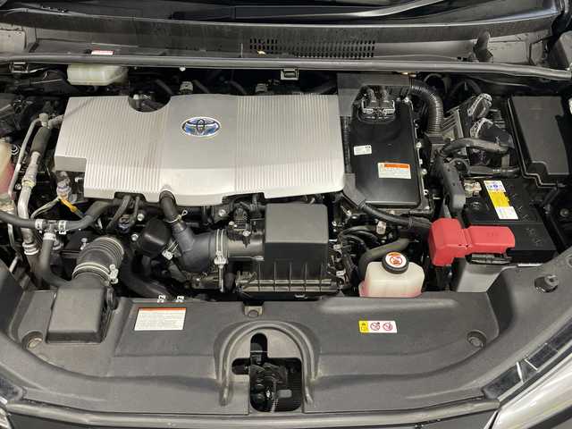 トヨタ プリウス S ツーリングセレクション 新潟県 2020(令2)年 7.3万km アティチュードブラックマイカ ワンオーナー/メモリナビ/CD/フルセグテレビ/バックカメラ/アイドリングストップ/ウィンカーミラー/追従クルーズコントロール/ETC/レザーステアリング/HDMI