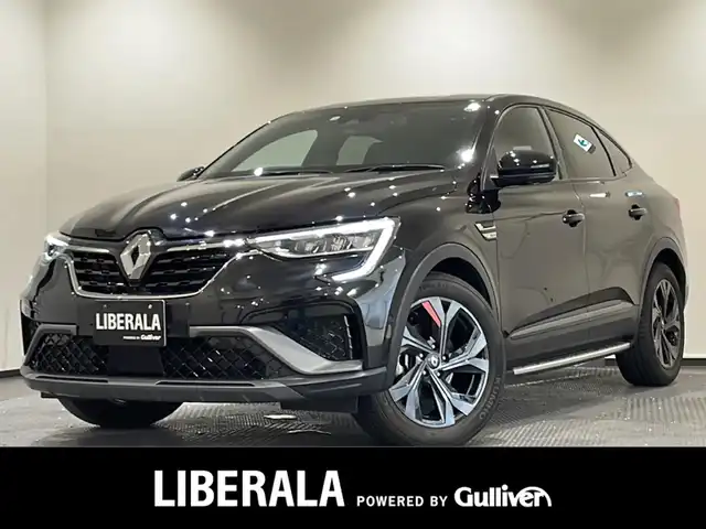 ルノー ルノー アルカナ RSライン E-テックハイブリッド 新潟県 2022(令4)年 2.2万km 黒 アダプティブクルーズコントロール/レーンセンタリングアシスト（車線中央維持支援）/レーンキープアシスト（車線逸脱防止支援）/レーンデパーチャーワーニング（車線逸脱警報）/アクティブエマージェンシーブレーキ（衝突被害軽減ブレーキ）歩行者・自動車検知機能付き/トラフィックサインレコグニション（交通標識認識）/ブラインドスポットモニター/パーキングセンサー全方位/アンビエントライト/10.2インチフルデジタルインストゥルメントパネル/Bluetooth/USB×２/オートホールド/ハーフレザー/シートヒーター/ステアリングヒーター/パワーシート