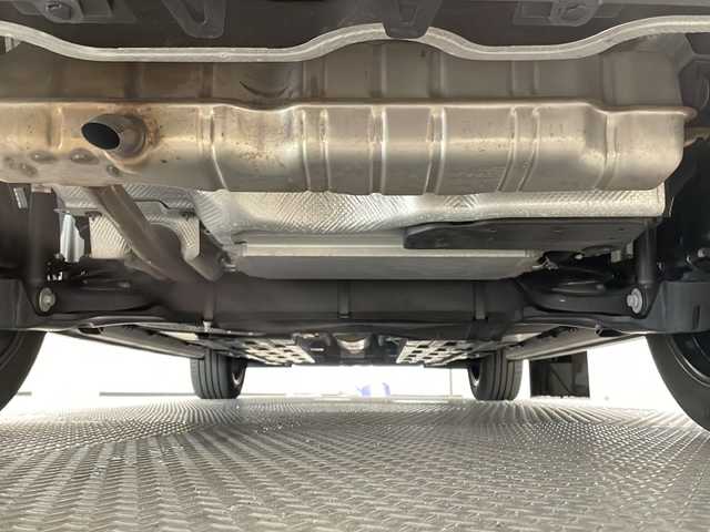 ルノー ルノー アルカナ RSライン E-テックハイブリッド 新潟県 2022(令4)年 2.2万km 黒 アダプティブクルーズコントロール/レーンセンタリングアシスト（車線中央維持支援）/レーンキープアシスト（車線逸脱防止支援）/レーンデパーチャーワーニング（車線逸脱警報）/アクティブエマージェンシーブレーキ（衝突被害軽減ブレーキ）歩行者・自動車検知機能付き/トラフィックサインレコグニション（交通標識認識）/ブラインドスポットモニター/パーキングセンサー全方位/アンビエントライト/10.2インチフルデジタルインストゥルメントパネル/Bluetooth/USB×２/オートホールド/ハーフレザー/シートヒーター/ステアリングヒーター/パワーシート