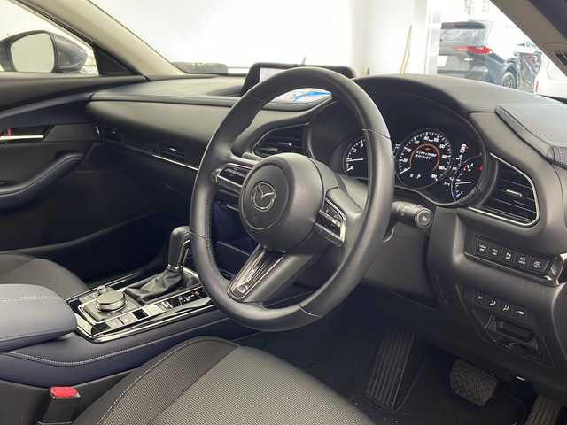 マツダ ＣＸ－３０ 20S プロアクティブツーリングセレ 兵庫県 2021(令3)年 3.7万km マシーングレープレミアムM ・i-Activsense/・スマートブレーキサポート/・レーンキープアシストシステム/・ディスタンス＆スピードアラート/・レーダークルーズコントロール/・前側方接近車両検知/・後側方接近車両検知/・BSM/・前後パーキングセンサー/・３６０°セーフティパッケージ/・360°モニター/・ドライバーモニタリング/・純正SDナビ＆フルセグ＆BT＆DVD＆HDMI/・HUD/・前席シートヒーター/・前席パワーシート/・運転席メモリーシート/・パワーバックドア/・ビルトインETC/・ステアリングリモコン/・ステアリングヒーター/・革巻きステアリング/・パドルシフト/・電子パーキング/・ブレーキホールド/・スマートキー/・スペアキー/・プッシュスタート/・アインドリングストップ/・横滑り防止装置/・純正18インチアルミホイール/・純正エアロ（フロント・サイド・リア）