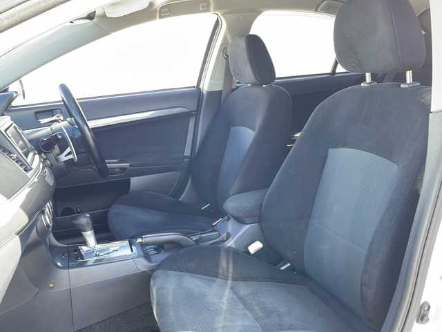 三菱 ギャラン フォルティス スポーツバック スポーツ 岩手県 2008(平20)年 11万km シルキーホワイト 純正ＨＤＤナビ　バックカメラ　ＣＤ／ＤＶＤ再生　ＴＶ　クルーズコントロール　パドルシフト　ステアリングスイッチ　１２Ｖソケット　スマートキー　スペアタイヤ　ＨＩＤオートライト　１６インチＡＷ