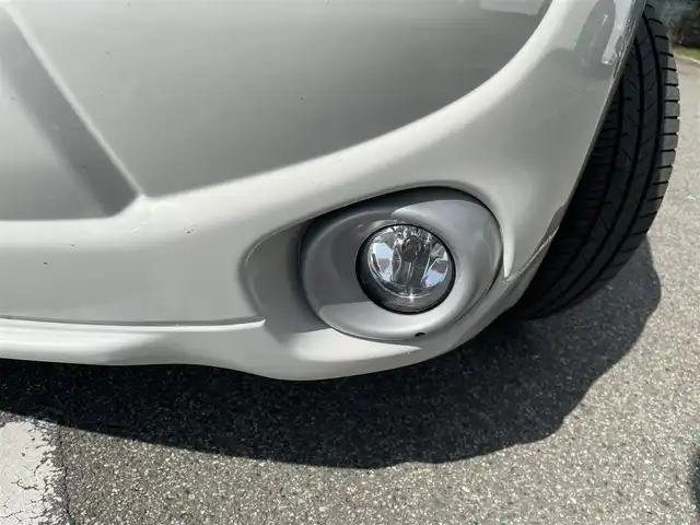 三菱 アウトランダー ＰＨＥＶ G ナビパッケージ 兵庫県 2013(平25)年 11万km シルキーホワイト (株)IDOMが運営する【じしゃロン西宮店】の自社ローン専用車両になります。こちらは現金またはオートローンご利用時の価格です。自社ローンご希望の方は別途その旨お申付け下さい/＊ETC/＊バックカメラ/＊パワステ/＊パワーウィンドウ/＊クルーズコントロールあり/＊USBあり/＊純正ナビ/＊ドラレコあり/＊ハーフレザー/＊横滑り防止装置/＊レーンキープアシスト/＊オートライト/＊衝突被害軽減システム