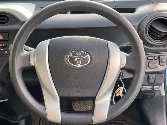 トヨタ アクア S 千葉県 2014(平26)年 6.8万km クールソーダメタリック ナビNSCP-W62 ETC ブルートゥース キーレス 社外アルミホイール スタッドレスタイヤ積込 フロアマット ドアバイザー ウィンカーミラー 横滑り防止 パワーウィンドウ パワーステアリング