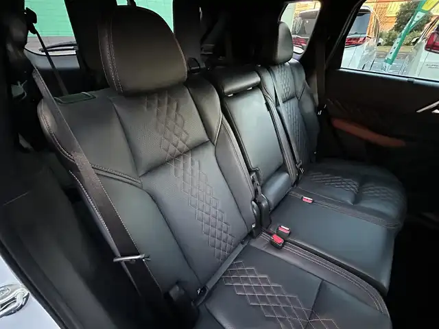 三菱 アウトランダー ＰＨＥＶ P 千葉県 2022(令4)年 3万km ホワイトダイヤモンド ディーラーオプションナビ/(フルセグTV/Bluetooth/AM/FM)/BOSEスピーカー/ワンオーナー/Apple Carplay/全方位カメラ/前後ドライブレコーダー/前席パワーシート/全席シートヒーター/電動リアゲート/ブラインドスポットモニター/レーダークルーズコントロール/ETC2.0/4WD/ルーフレール/ステアリングヒーター/パドルシフト/ステアリングスイッチ/レザーシート/純正アルミホイール/純正フロアマット/純正LEDヘッドライト/前後コーナーセンサー/レーンキープアシスト/衝突軽減ブレーキ/横滑り防止装置/USB入力端子/オートライト/スマートキー/スペアキー/プッシュエンジンスタート