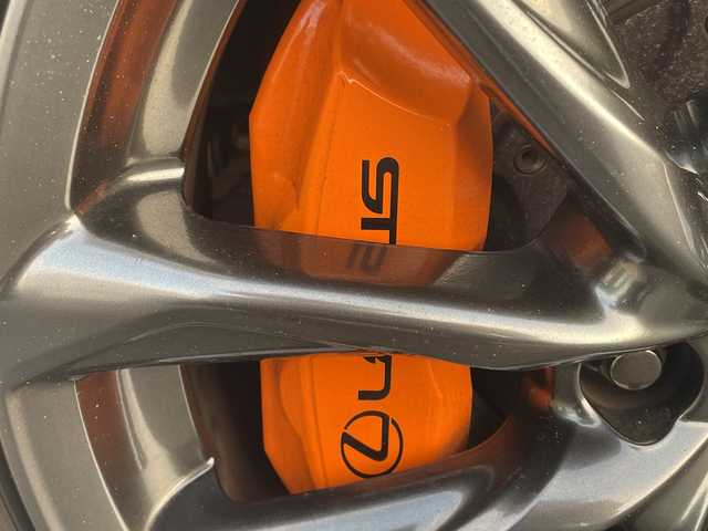 レクサス ＲＣ 350 Fスポーツ 宮崎県 2019(平31)年 3.2万km ホワイトノーヴァガラスフレーク オプションオレンジキャリパー　オプション３眼ＬＥＤ　純正ナビ　/フルセグＴＶ　バックカメラ　ＥＴＣ　ＢＳＭ　クリアランスソナー　/レザーシート　レーダークルーズ　ＥＴＣ　純正１９インチアルミ