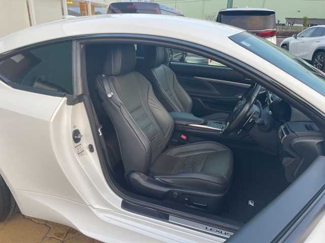 レクサス ＲＣ 350 Fスポーツ 宮崎県 2019(平31)年 3.2万km ホワイトノーヴァガラスフレーク オプションオレンジキャリパー　オプション３眼ＬＥＤ　純正ナビ　/フルセグＴＶ　バックカメラ　ＥＴＣ　ＢＳＭ　クリアランスソナー　/レザーシート　レーダークルーズ　ＥＴＣ　純正１９インチアルミ