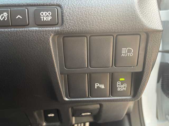 レクサス ＲＣ 350 Fスポーツ 宮崎県 2019(平31)年 3.2万km ホワイトノーヴァガラスフレーク オプションオレンジキャリパー　オプション３眼ＬＥＤ　純正ナビ　/フルセグＴＶ　バックカメラ　ＥＴＣ　ＢＳＭ　クリアランスソナー　/レザーシート　レーダークルーズ　ＥＴＣ　純正１９インチアルミ