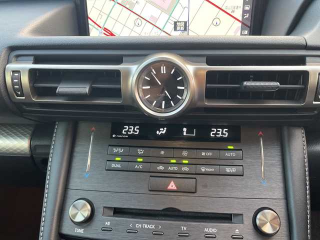 レクサス ＲＣ 350 Fスポーツ 宮崎県 2019(平31)年 3.2万km ホワイトノーヴァガラスフレーク オプションオレンジキャリパー　オプション３眼ＬＥＤ　純正ナビ　/フルセグＴＶ　バックカメラ　ＥＴＣ　ＢＳＭ　クリアランスソナー　/レザーシート　レーダークルーズ　ＥＴＣ　純正１９インチアルミ