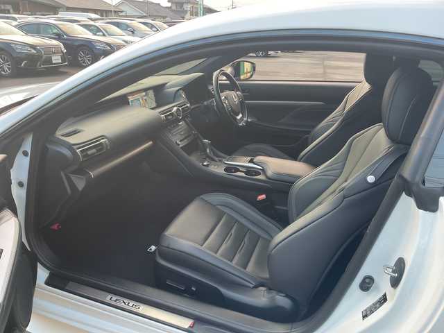 レクサス ＲＣ 350 Fスポーツ 宮崎県 2019(平31)年 3.2万km ホワイトノーヴァガラスフレーク オプションオレンジキャリパー　オプション３眼ＬＥＤ　純正ナビ　/フルセグＴＶ　バックカメラ　ＥＴＣ　ＢＳＭ　クリアランスソナー　/レザーシート　レーダークルーズ　ＥＴＣ　純正１９インチアルミ