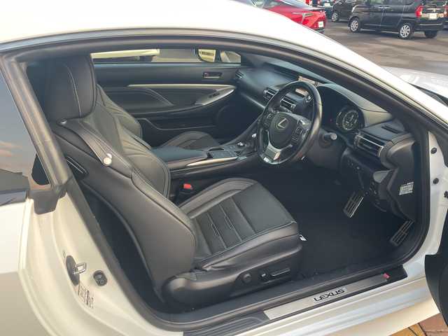 レクサス ＲＣ 350 Fスポーツ 宮崎県 2019(平31)年 3.2万km ホワイトノーヴァガラスフレーク オプションオレンジキャリパー　オプション３眼ＬＥＤ　純正ナビ　/フルセグＴＶ　バックカメラ　ＥＴＣ　ＢＳＭ　クリアランスソナー　/レザーシート　レーダークルーズ　ＥＴＣ　純正１９インチアルミ