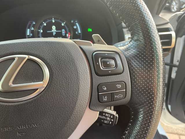 レクサス ＲＣ 350 Fスポーツ 宮崎県 2019(平31)年 3.2万km ホワイトノーヴァガラスフレーク オプションオレンジキャリパー　オプション３眼ＬＥＤ　純正ナビ　/フルセグＴＶ　バックカメラ　ＥＴＣ　ＢＳＭ　クリアランスソナー　/レザーシート　レーダークルーズ　ＥＴＣ　純正１９インチアルミ