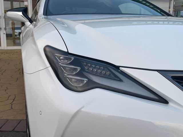 レクサス ＲＣ 350 Fスポーツ 宮崎県 2019(平31)年 3.2万km ホワイトノーヴァガラスフレーク オプションオレンジキャリパー　オプション３眼ＬＥＤ　純正ナビ　/フルセグＴＶ　バックカメラ　ＥＴＣ　ＢＳＭ　クリアランスソナー　/レザーシート　レーダークルーズ　ＥＴＣ　純正１９インチアルミ