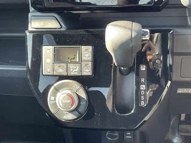 ダイハツ ウェイク L SA Ⅲ 山梨県 2018(平30)年 4.6万km パールホワイトⅢ/トニコオレンジメタリック 2トーン 純正ナビ/フルセグTV/DVD/バックカメラ/衝突軽減被害軽減システム/両側パワースライドドア/ドライブレコーダー/レーンキープアシスト/コーナーセンサー/両側パワースライドドア/ETC/オートライト/オートハイビーム/純正14インチアルミホイール